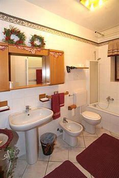 Ai Due Pini B&B Pescantina Buitenkant foto